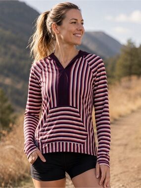 Oiselle Multicolor Raglan Sleeve V Neck Pocket Striped Pullover Hoodie Size S